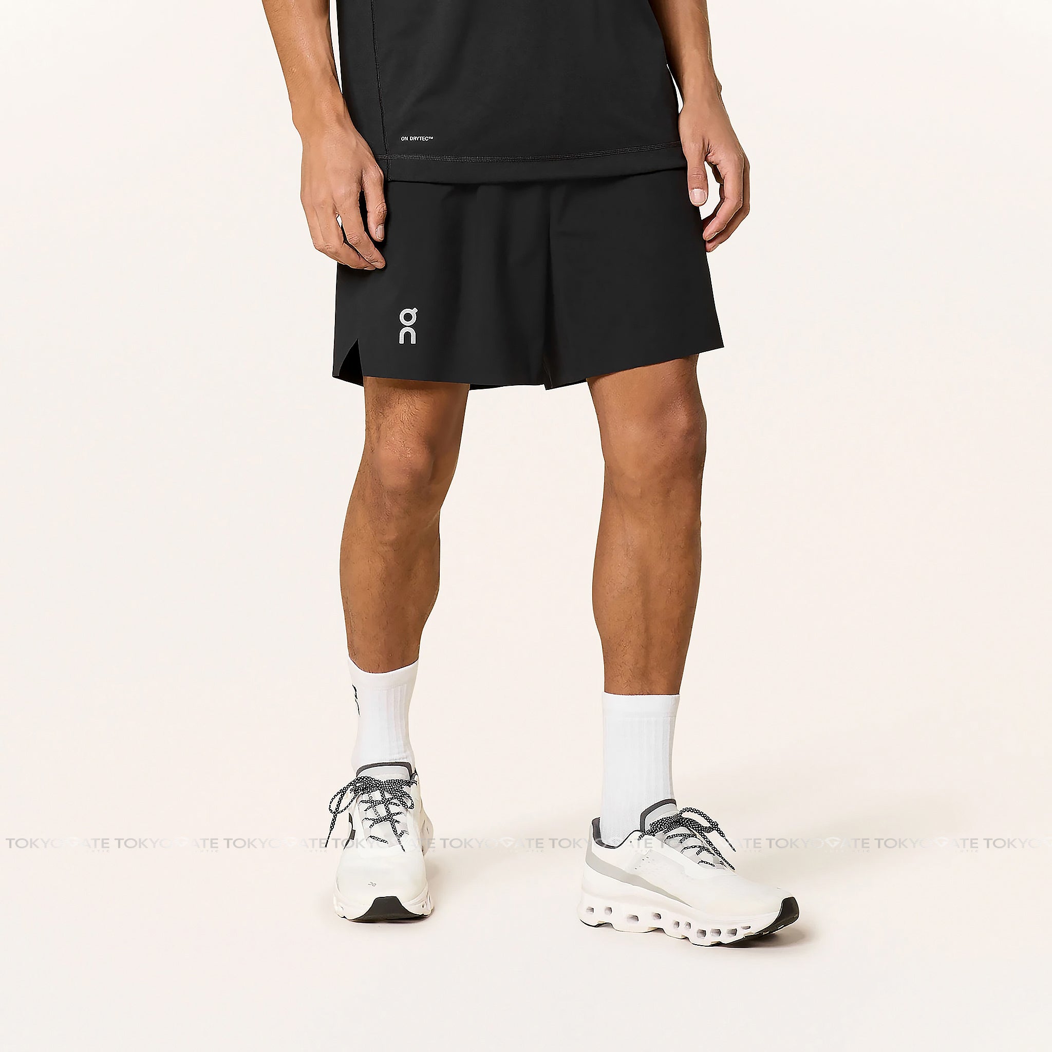 Quần short ON Training 1MF10220553 Black