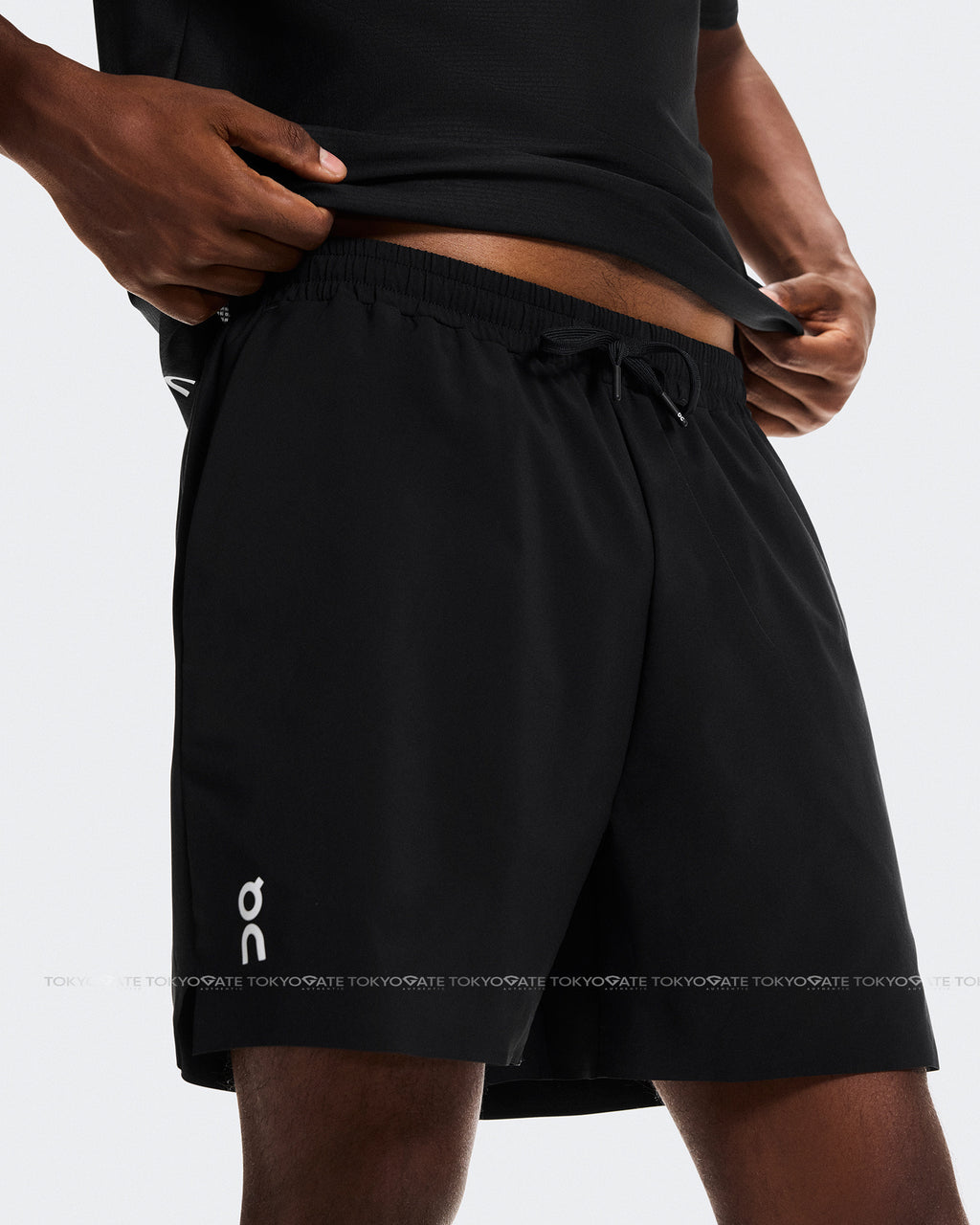 Quần short ON Tennis 1MG10190553 5" Court Black Regular Fit