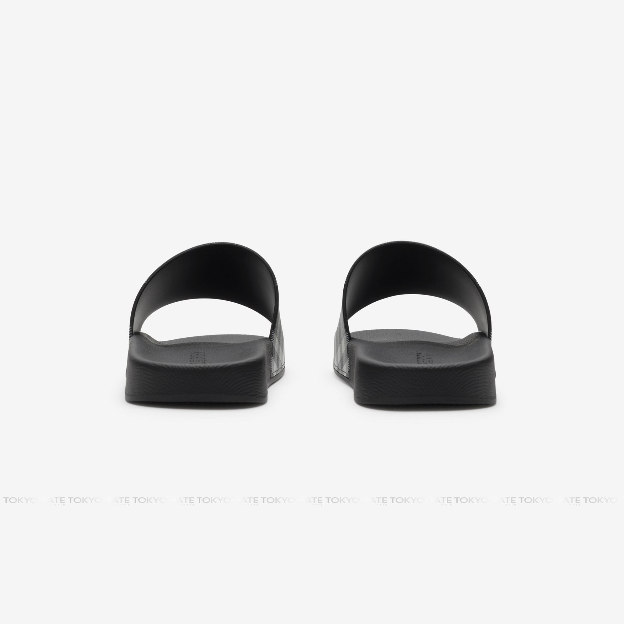 Dép Burberry 8107514 Furley Slides Black IP Check