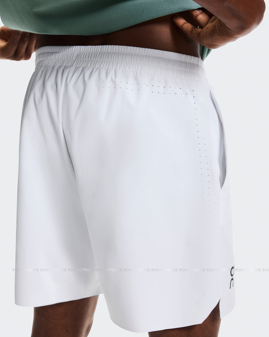 Quần short ON Tennis 1MG10190069 5" Court White Regular Fit