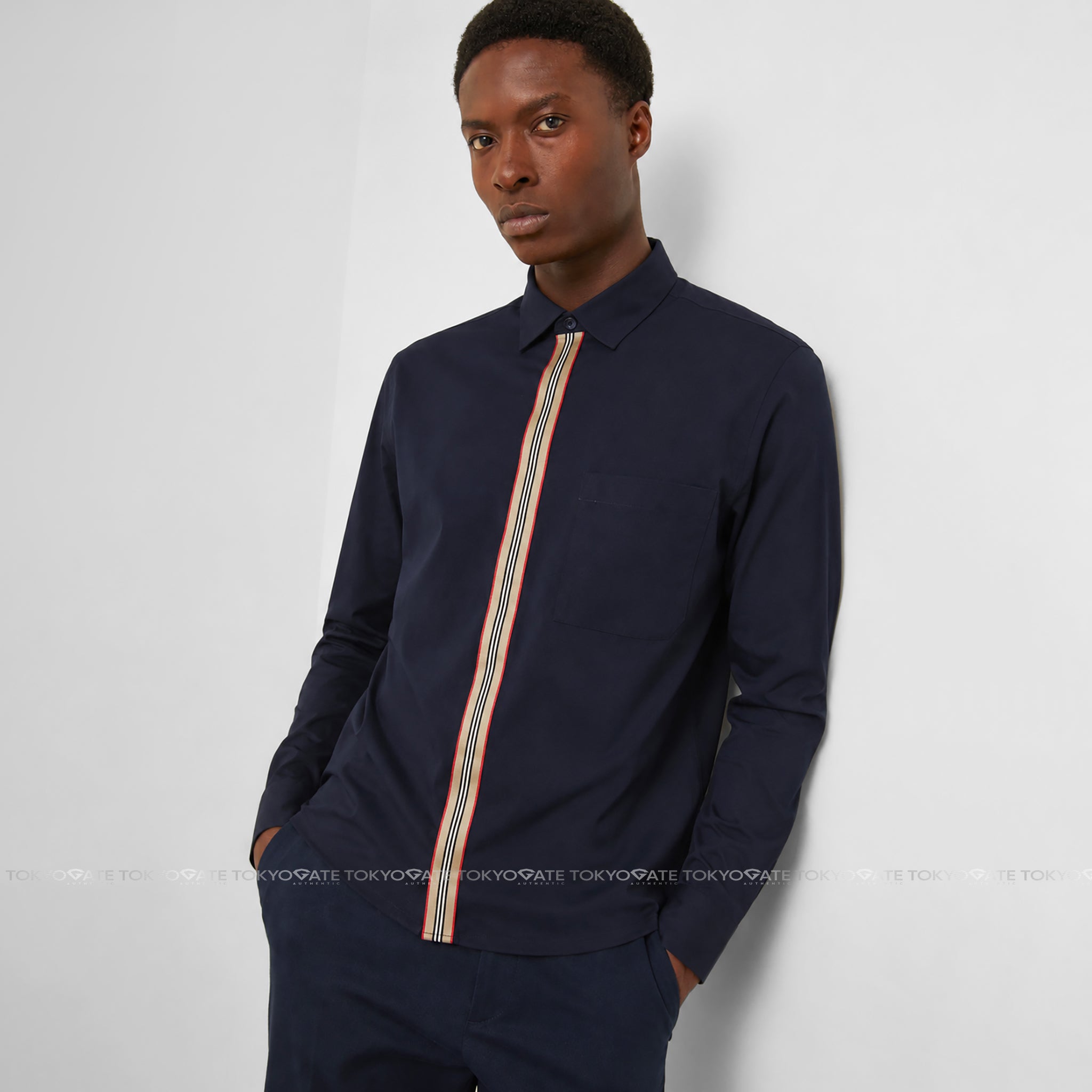 Áo sơ mi Burberry 8017239 Silverton Navy Slim Fit