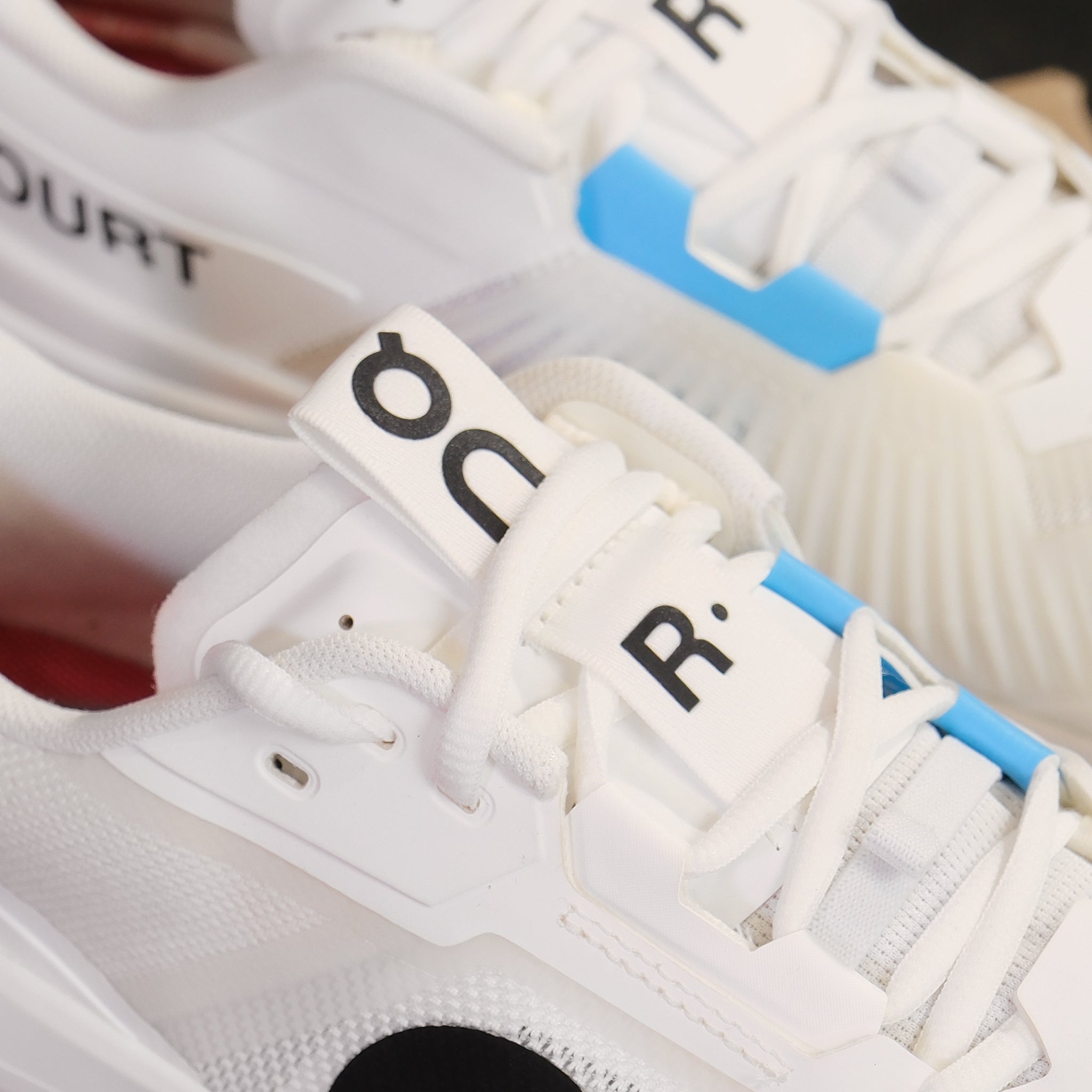 Giày ON The Roger Pro Fire White Pink