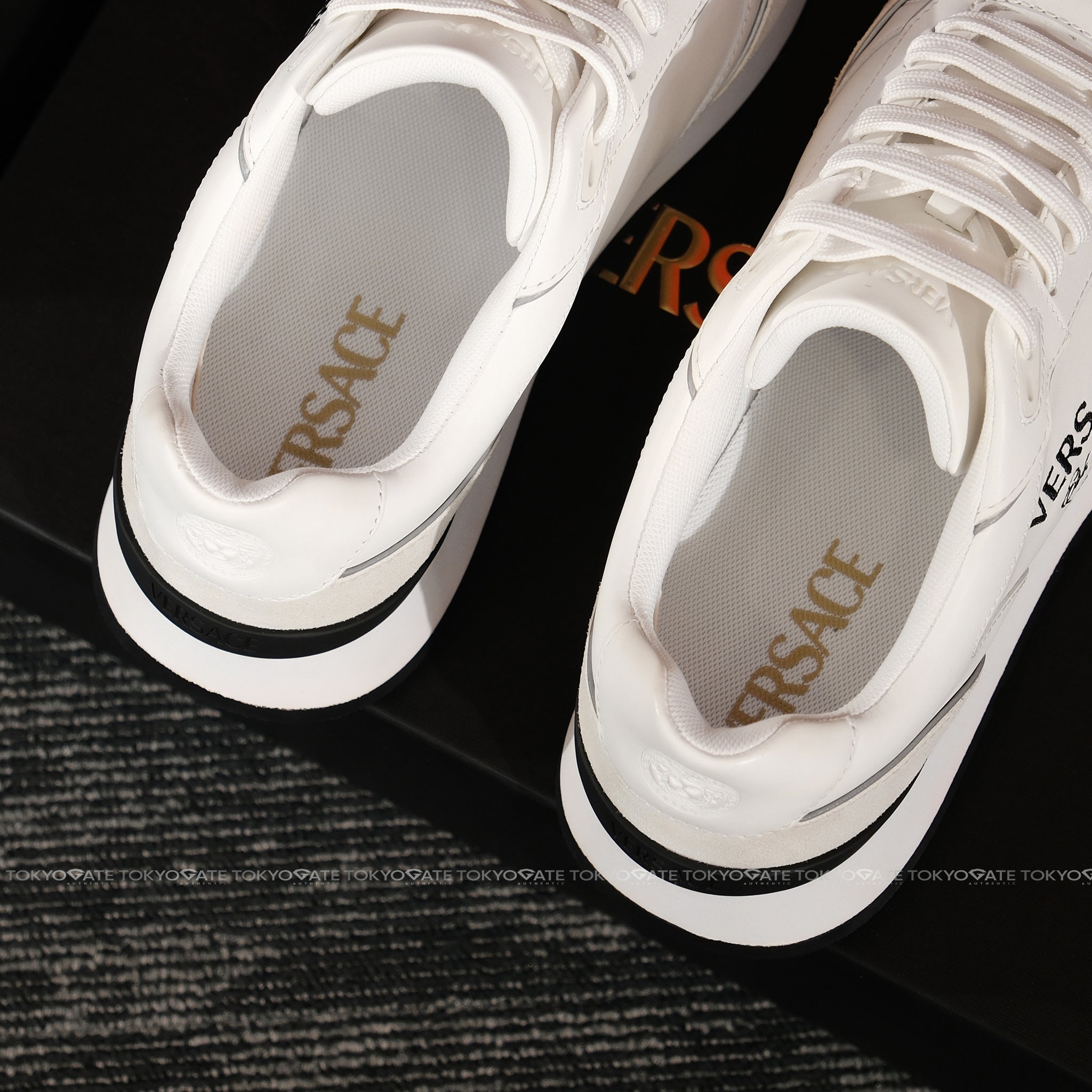 Giày Versace 1021242 Leather Sneakers In White