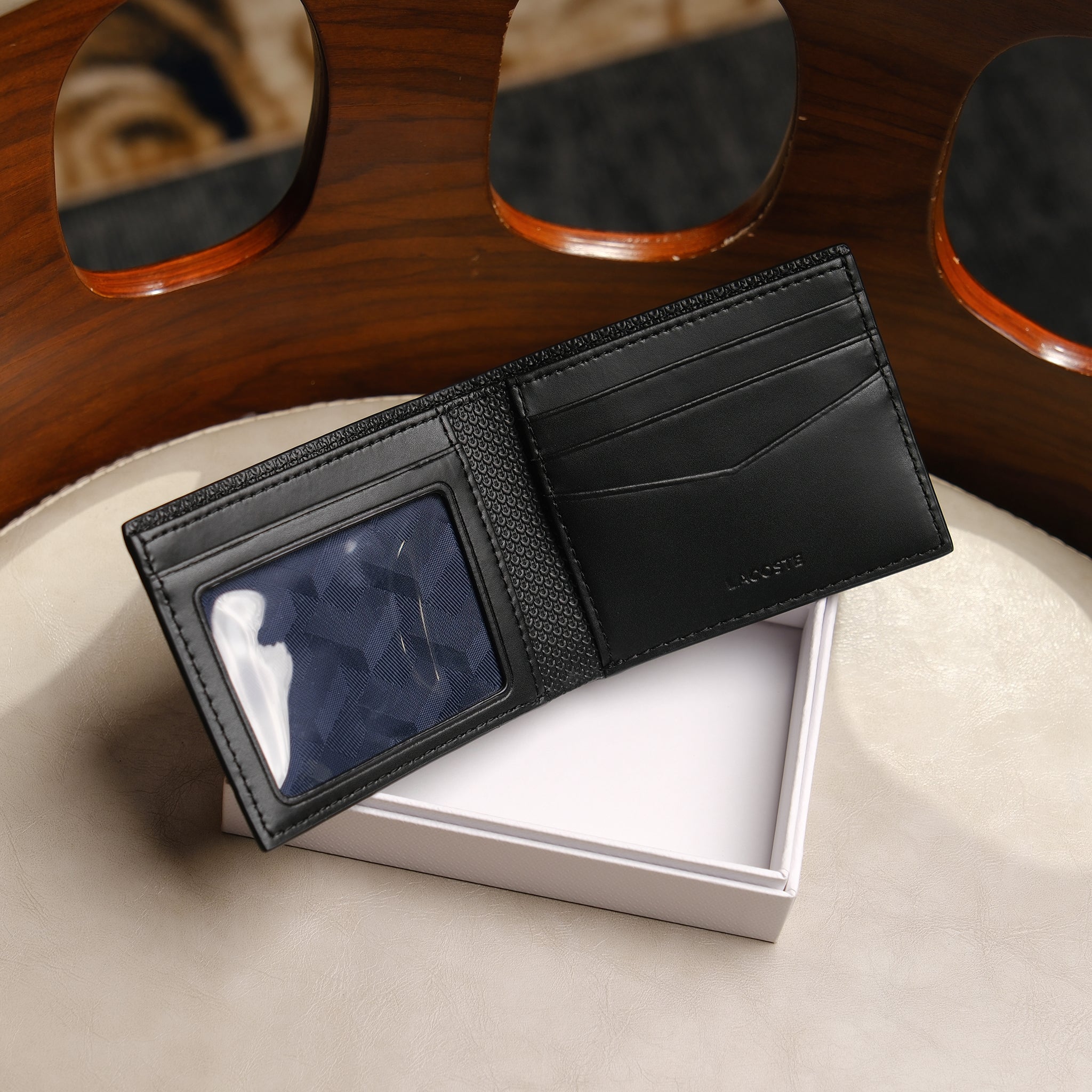 Ví nam Lacoste NH2824CE 000 Small Piqué Leather Chantaco Billfold