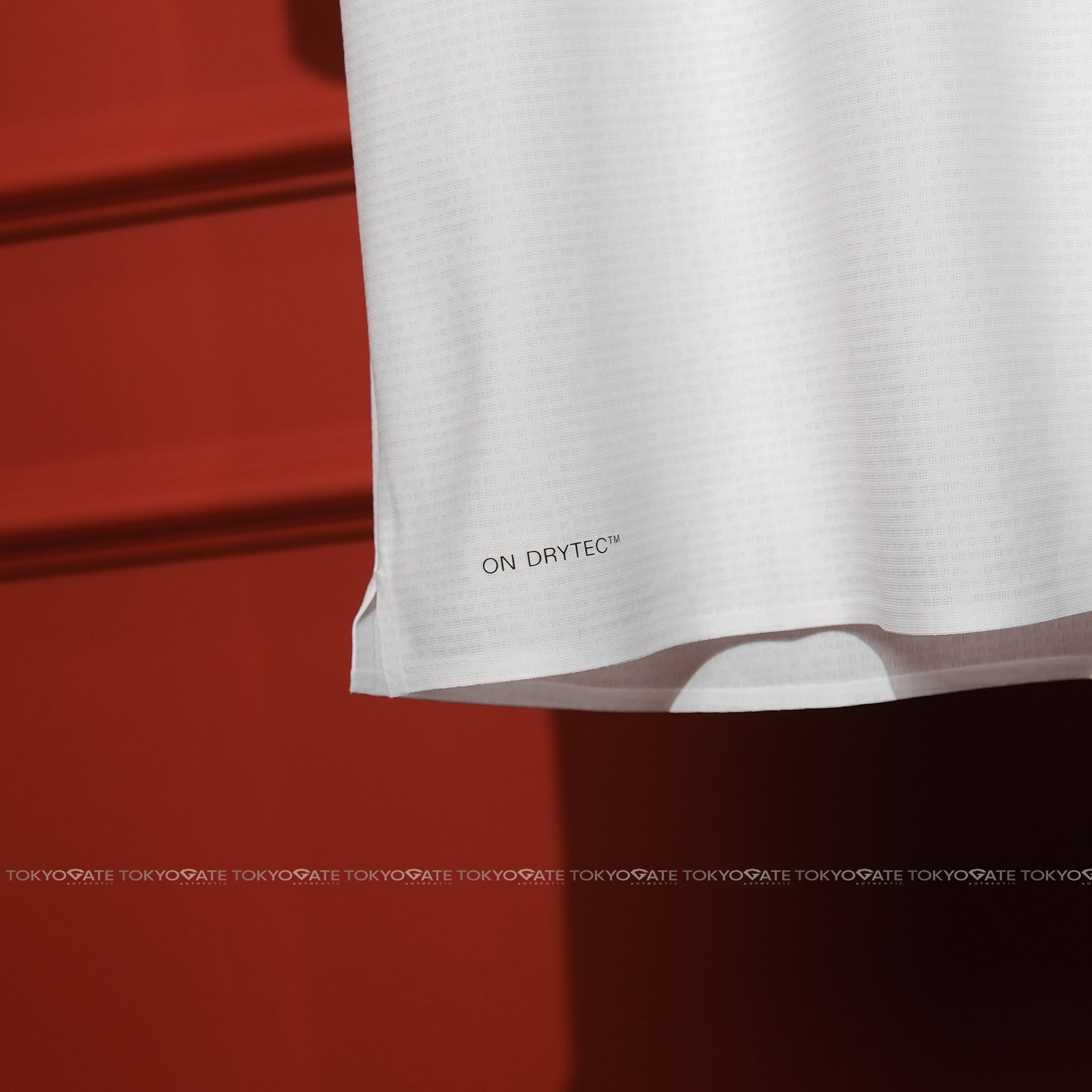 Áo phông ON Tennis 1MG10220069 Court-T White Regular Fit