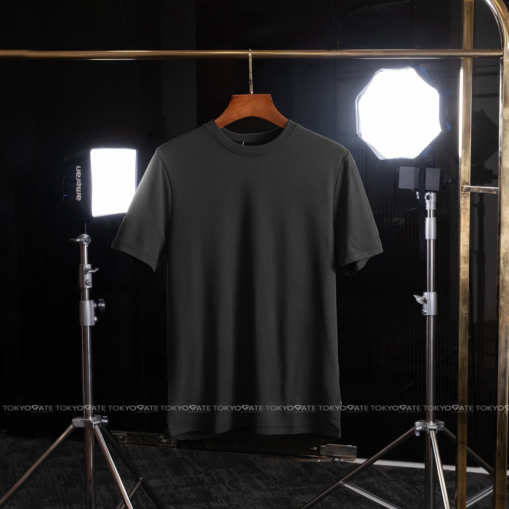 Áo phông On Focus-T 1MF10240553 Black Regular Fit