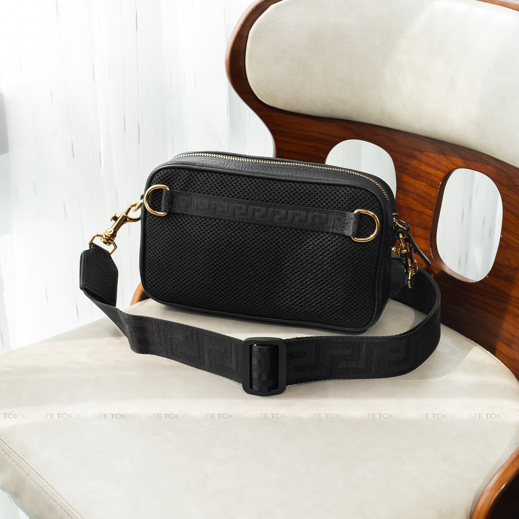 Túi Versace 1005464 1A02187 Black Leather Crossbody Bag