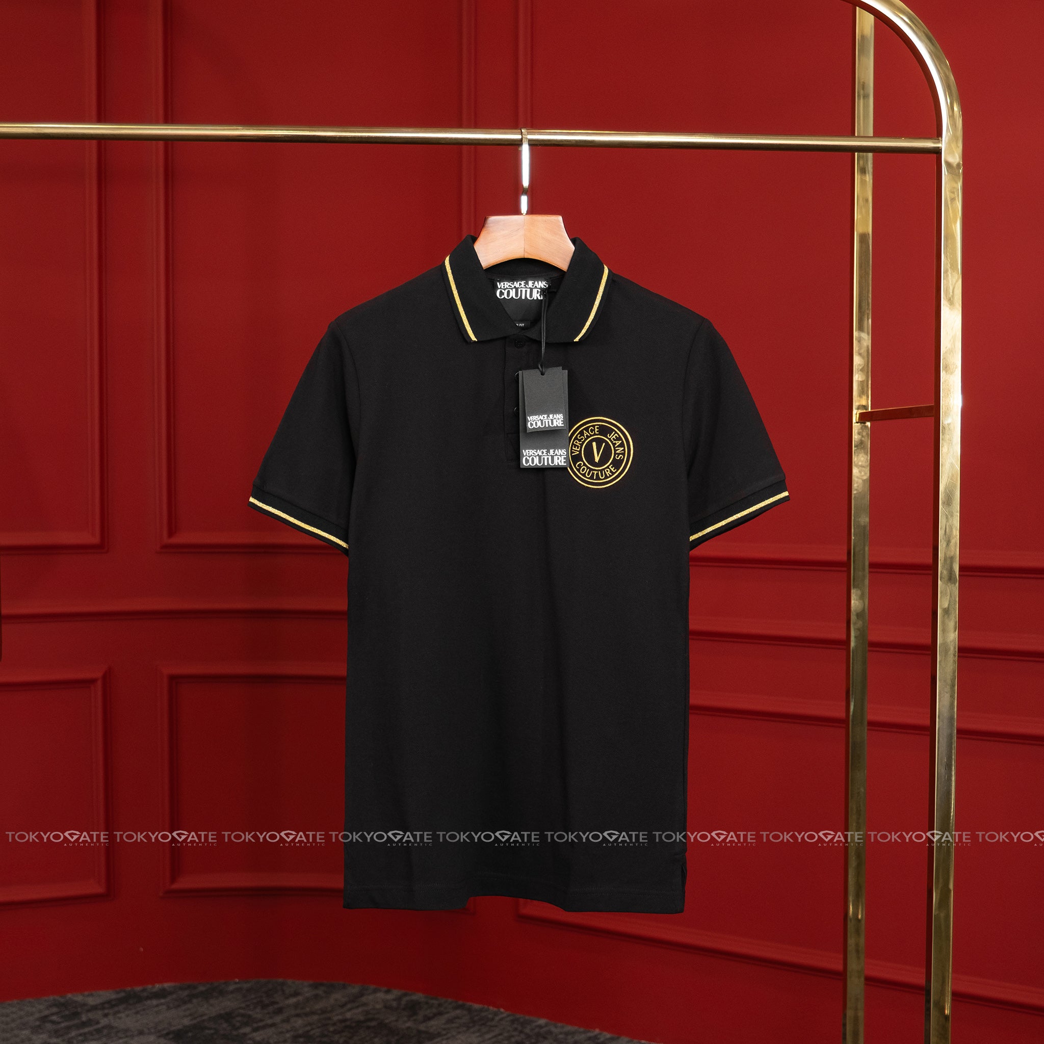 Áo polo Versace Jeans Couture 78GAGT00 78UP621 G89 Black Gold Slim Fit