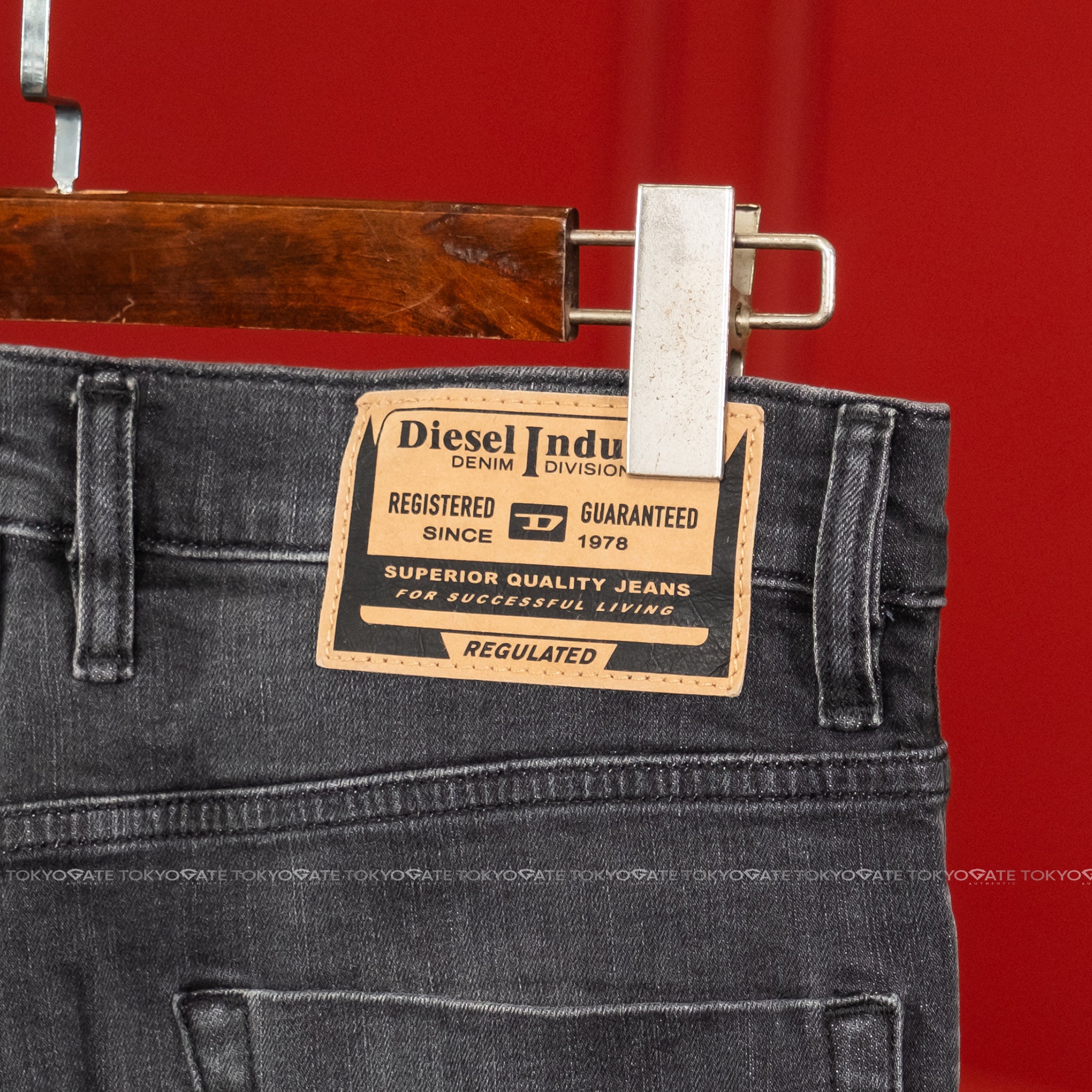Quần jeans Diesel Tepphar-X Black Skinny Fit