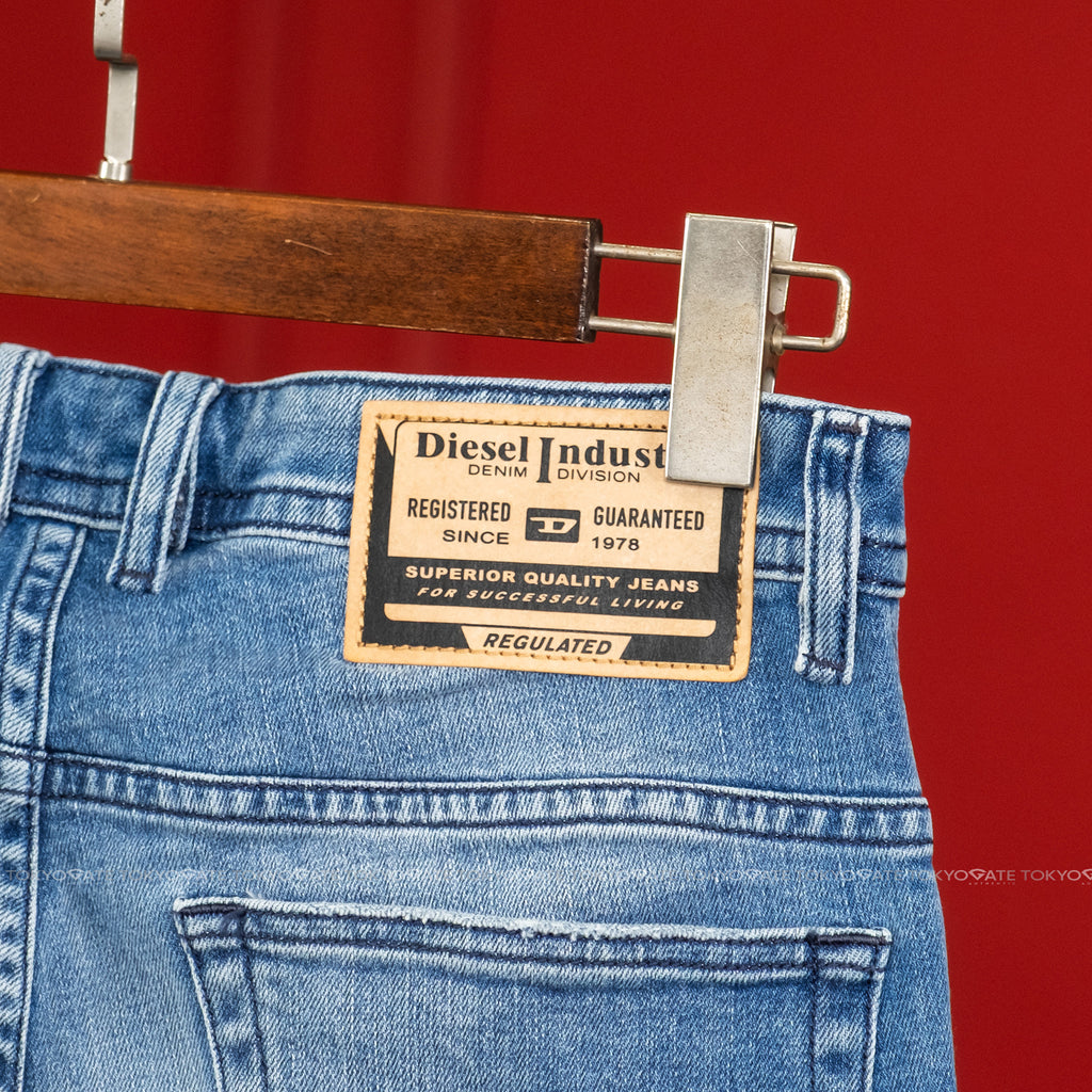 Quần Jeans Diesel A13342 R9L42 Thommer-R Slim Jeans Blue