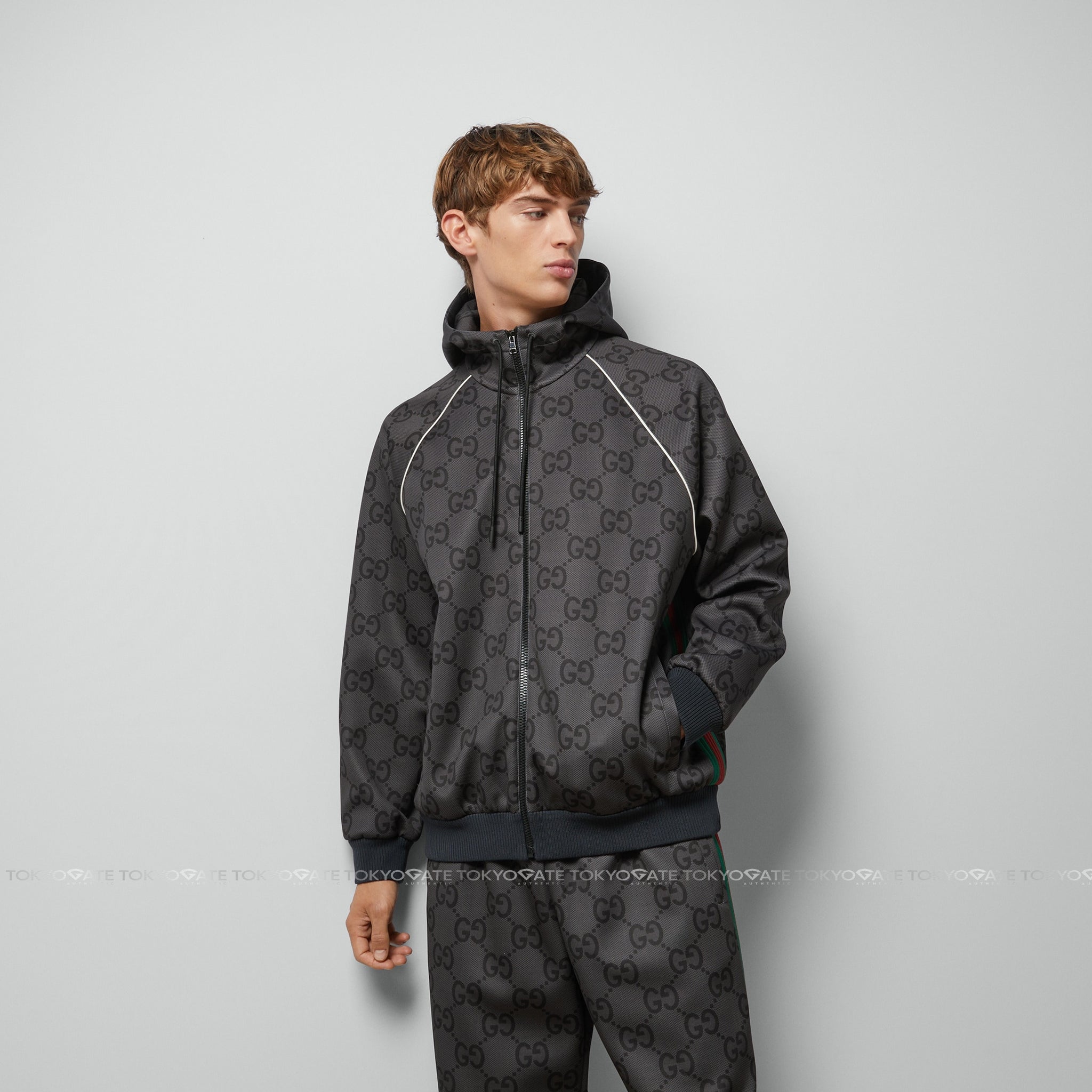 Áo khoác Gucci 771619 XJF52 1155 Jumbo GG Zip Jacket With Web