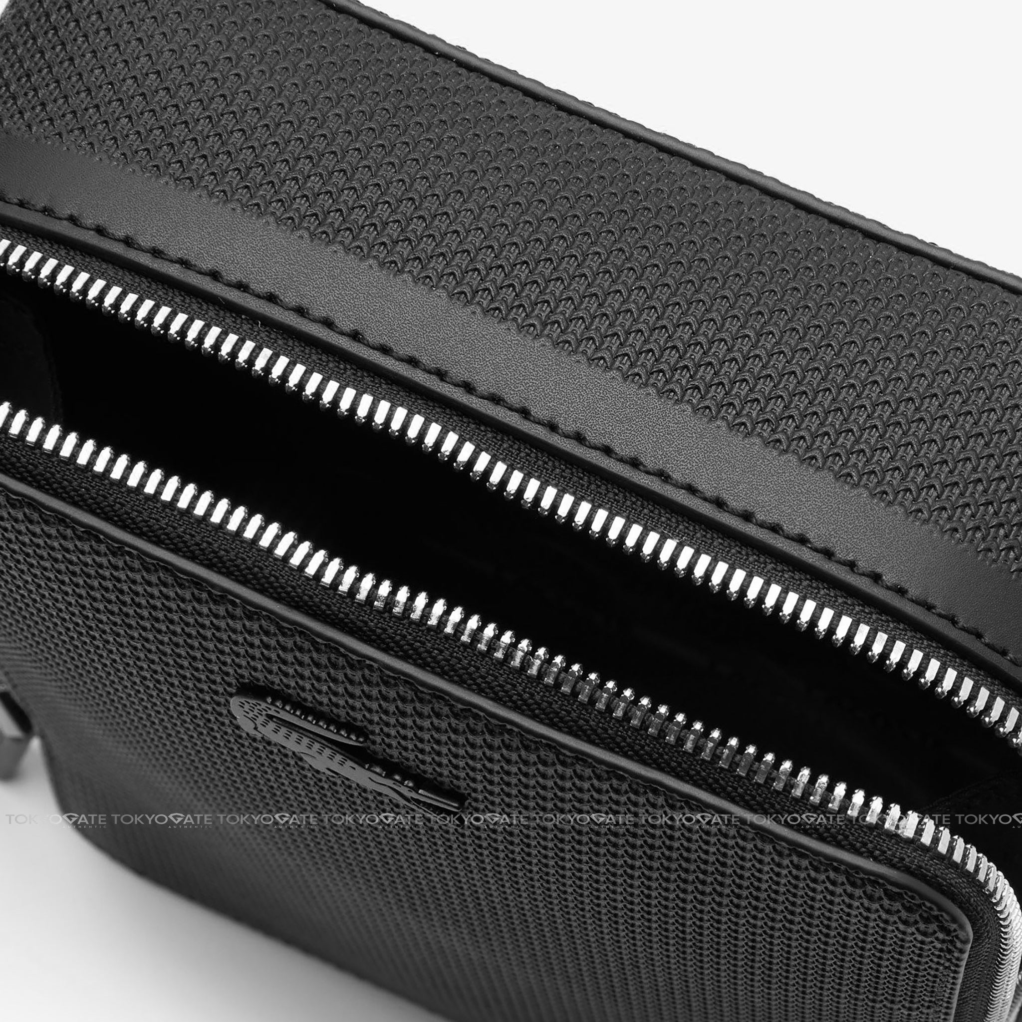 Túi Lacoste NH3271CE 000 Chantaco Pique Leather Shoulder Bag