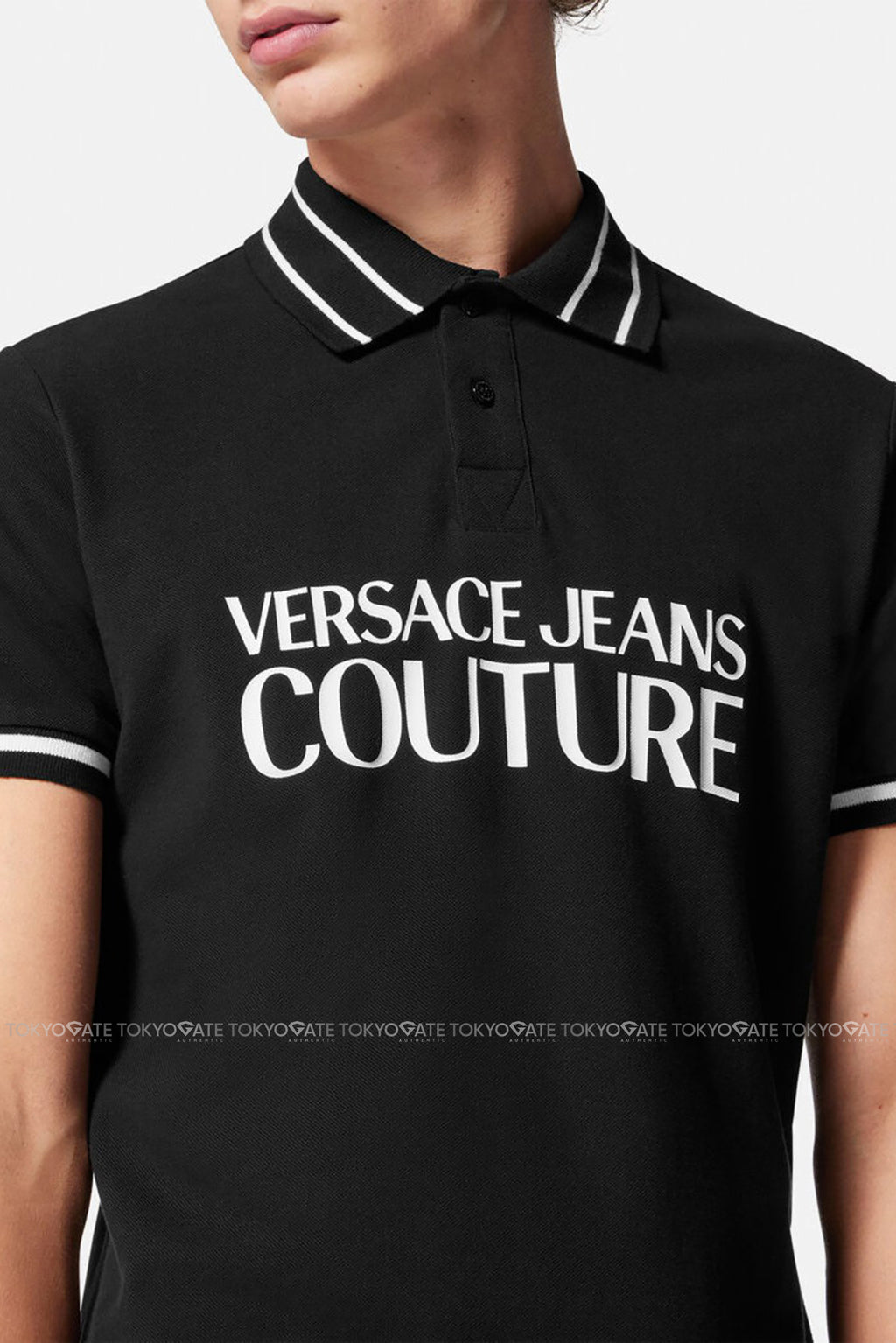 Áo polo Versace 74GAGT03 CJ01O 899 Black Regular Fit